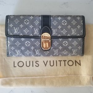 Louis Vuitton Idylle Wallet